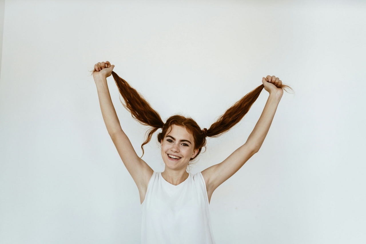 ТОП-10 лучших домашних масок для укрепления и роста волос 2025