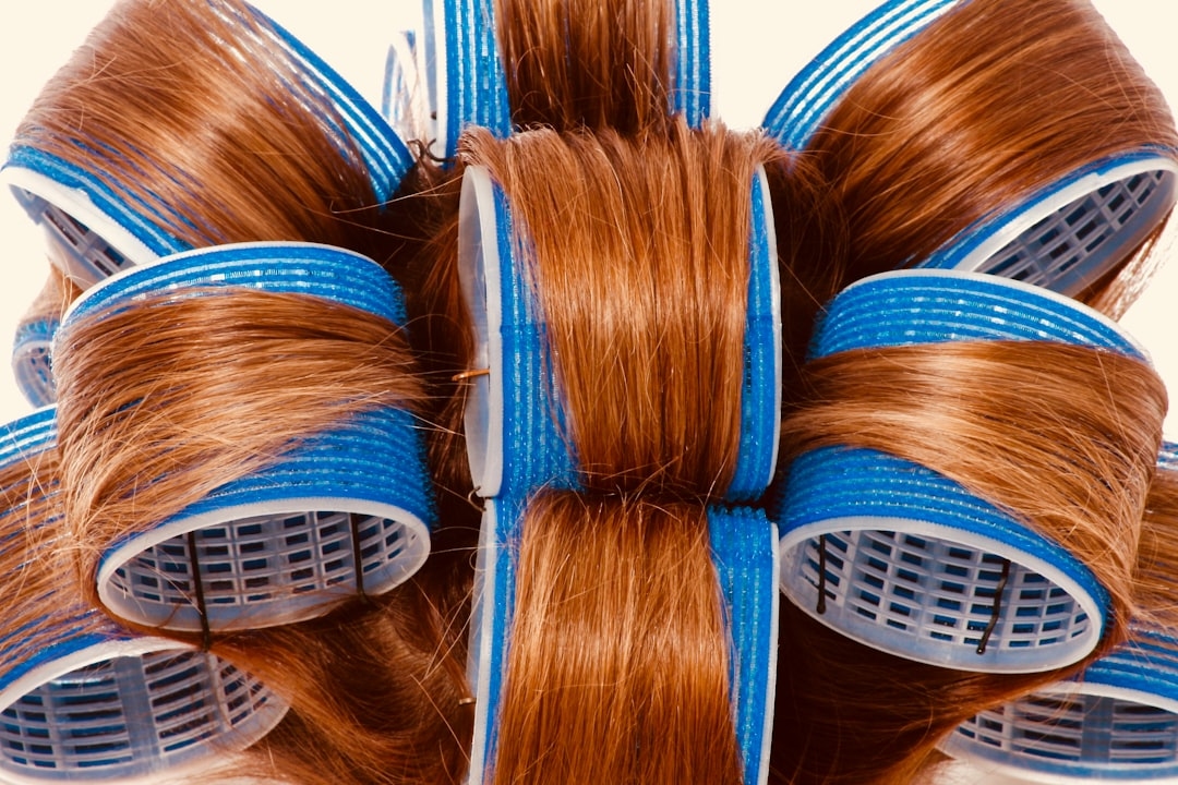 Как сделать объемную прическу без фена и плойки: лайфхаки