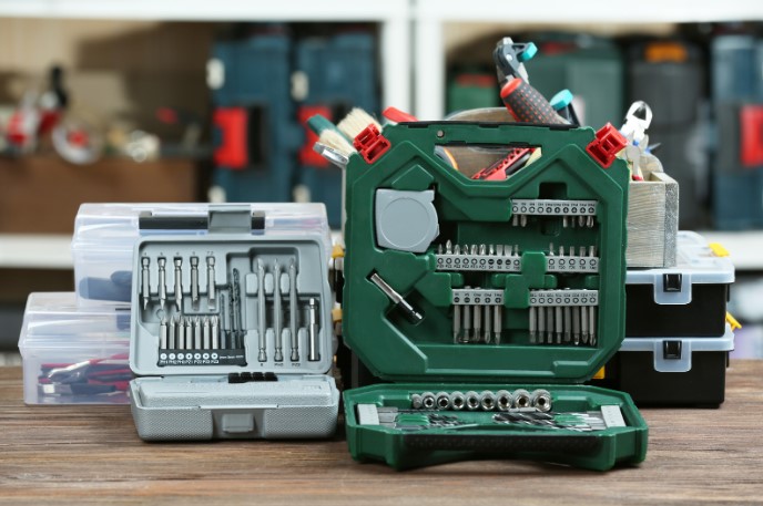 минимальный набор инструментов радиолюбителя